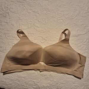 Cacique women's 54C lightly lined no underwire EUC